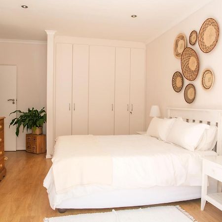 Camps Bay Guest Suite With Private Pool Cape Town Exterior photo